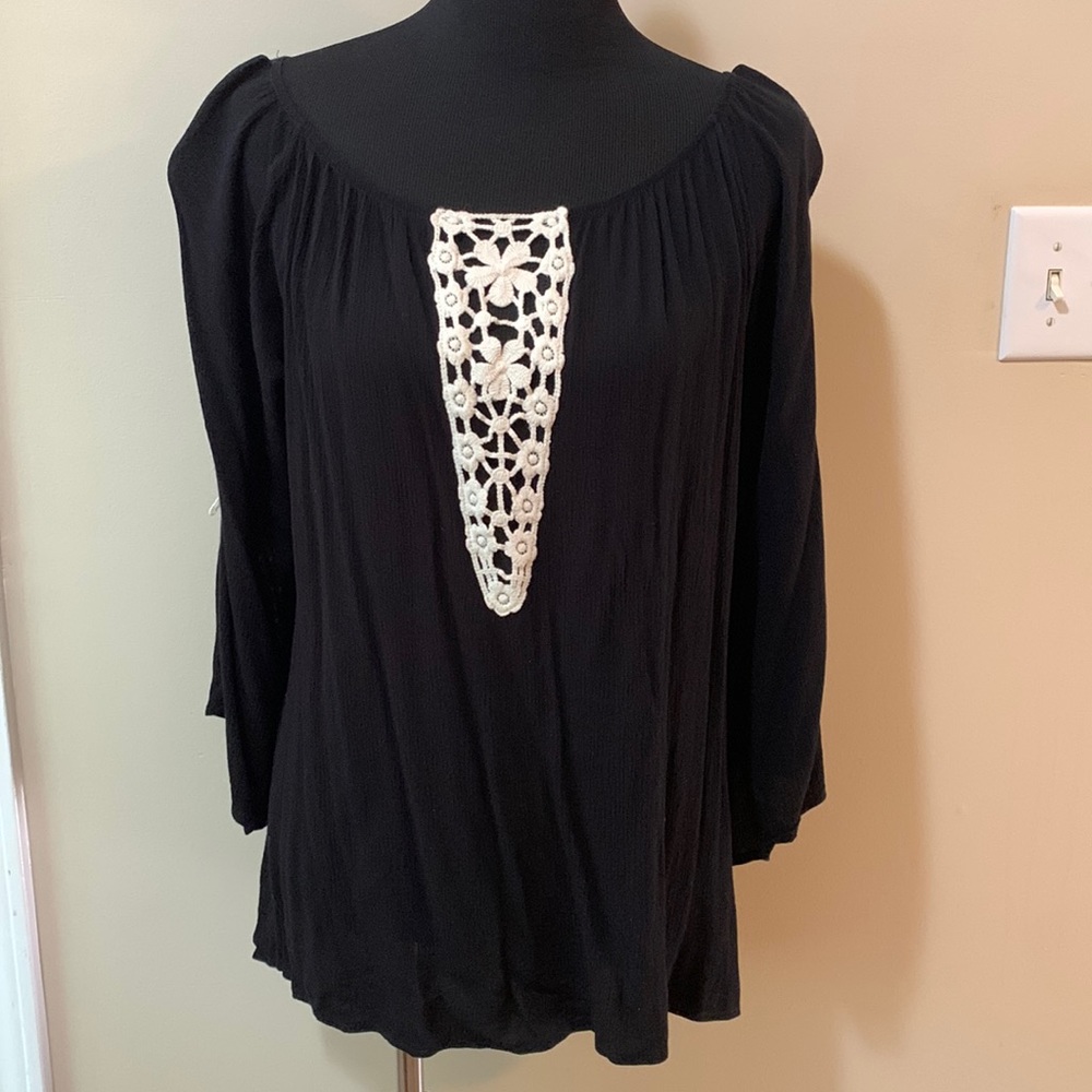 EUC Black and White Boutique Blouse